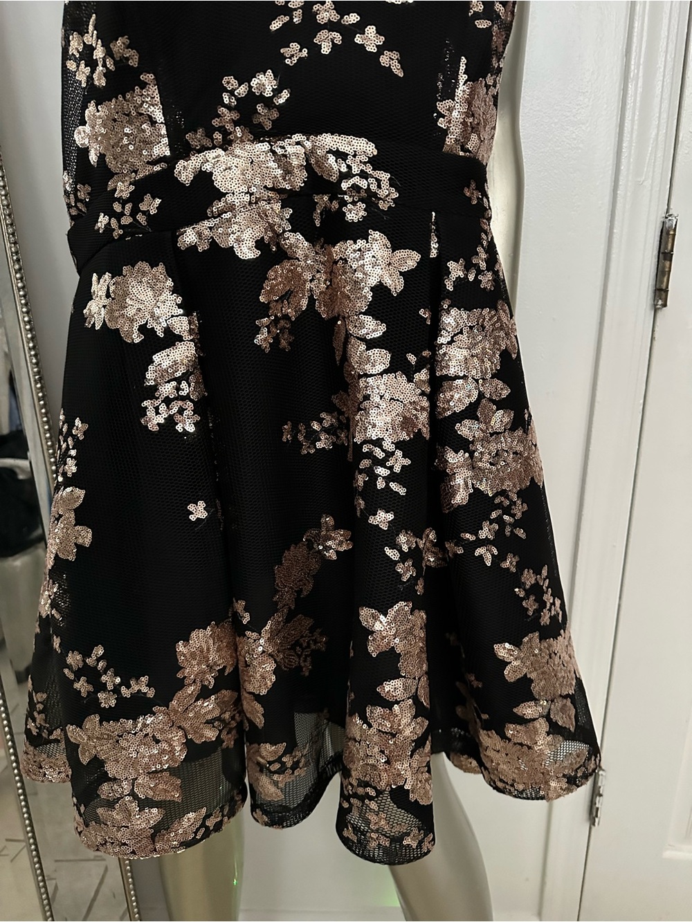 Fashion Nova Farrah fit and flare mini Dress with Rose Gold Sequin Floral 2X - Picture 8 of 15